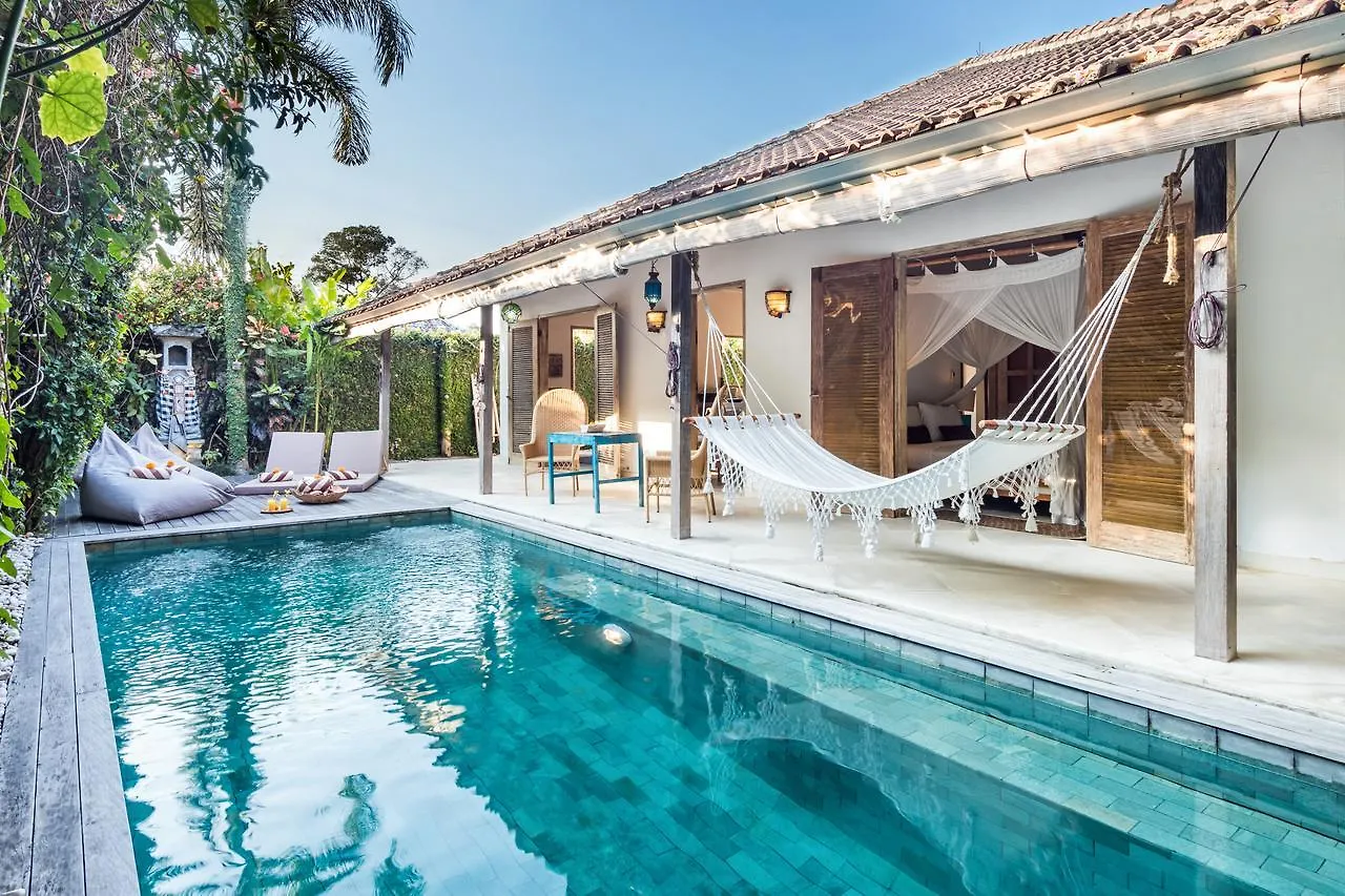 Villa 007 location